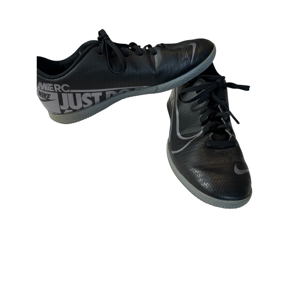Nike Mercurial Vapor 13 Academy IC Black Grey Indoor Soccer Shoes Mens Sz 6